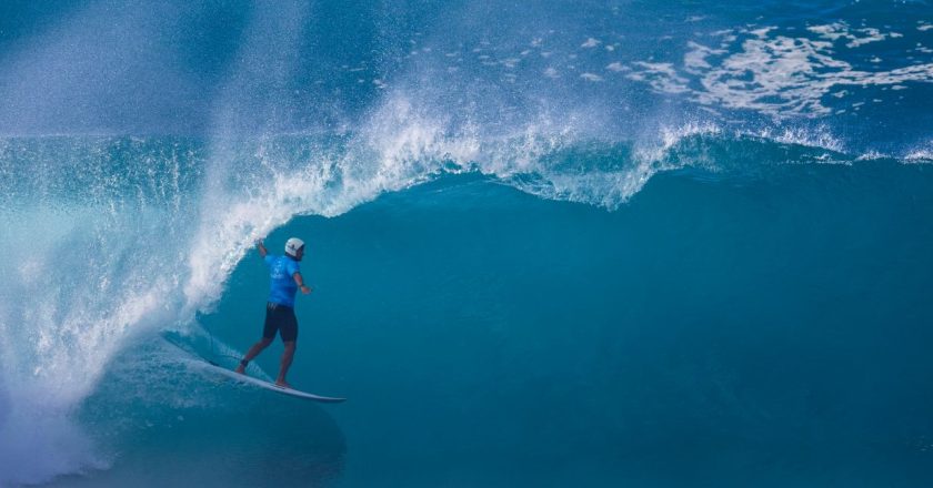 Igor Moraes comemora estreia no campeonato de acesso à WSL com apoio do Ministério Público.