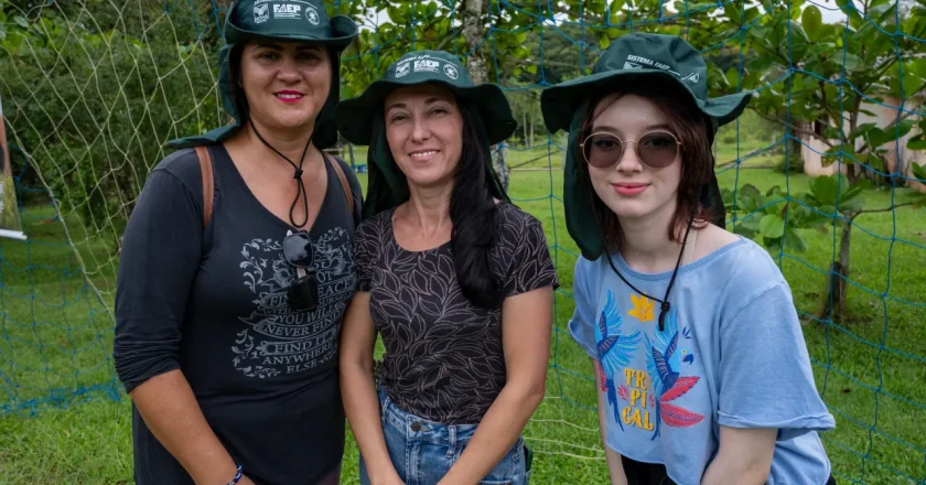 Mulheres conquistam destaque em curso gratuito de pilotagem de drones em Paranaguá