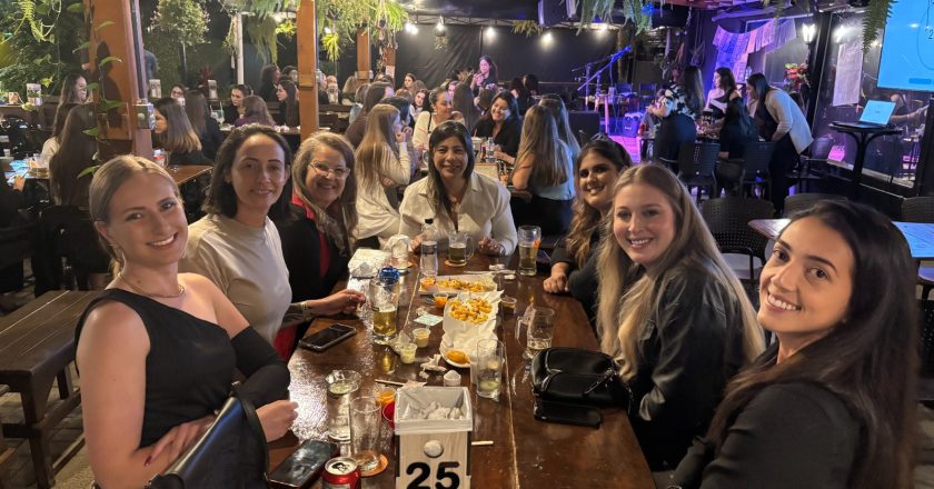 Encontro no Bar chega à sua quinta edição reunindo mulheres empreendedoras em Guarapuava