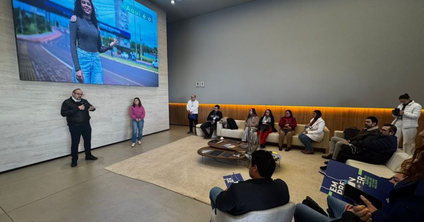 Encontro de Gestores Públicos Foca em Inovação e Inteligência Artificial para Modernização da Administração em Mais de 15 Cidades