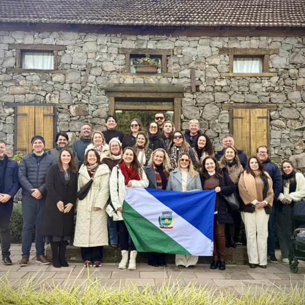 Equipe da Secretaria de Turismo e Eventos realiza visita técnica em Bento Gonçalves