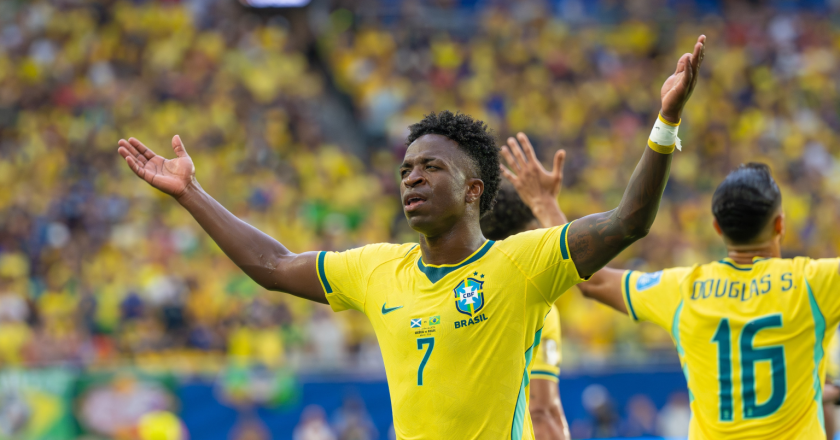 Brasil goleia a Escócia, garante liderança do Grupo C e avança invicto na Copa do Mundo