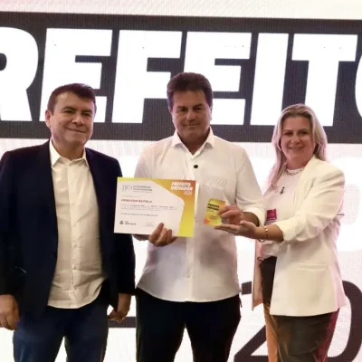 Guarapuava conquista o Prêmio Prefeito Inovador 2026 por iniciativa que revoluciona a educação por meio da tecnologia