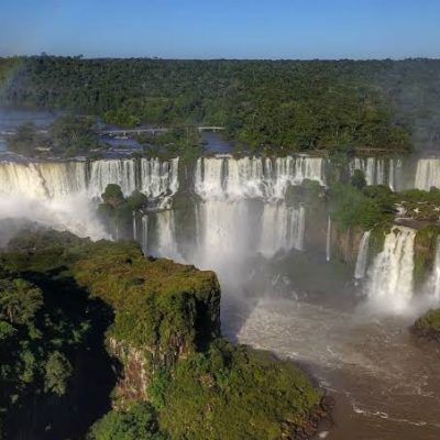 Turismo no Paraná se impulsiona durante férias de julho, com crescimento de 6,7% segundo estudo