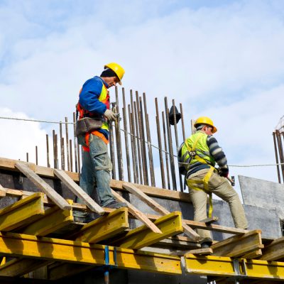 Setores de serviços e construção lideram criação de empregos em Guarapuava em 2026