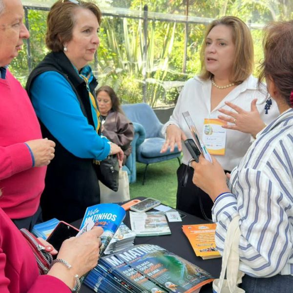 Viaje Paraná forma cerca de 500 especialistas em turismo durante encontros pela América do Sul