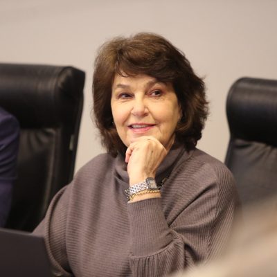 Cristina Silvestri (PP) sugere expansão de campanha de conscientização sobre endometriose no Paraná
